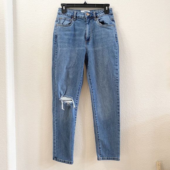 Cotton On Stretch Mom Jeans Women's Size 6 High Rise‎ 5-Pocket Medium Wash - Picture 1 of 9